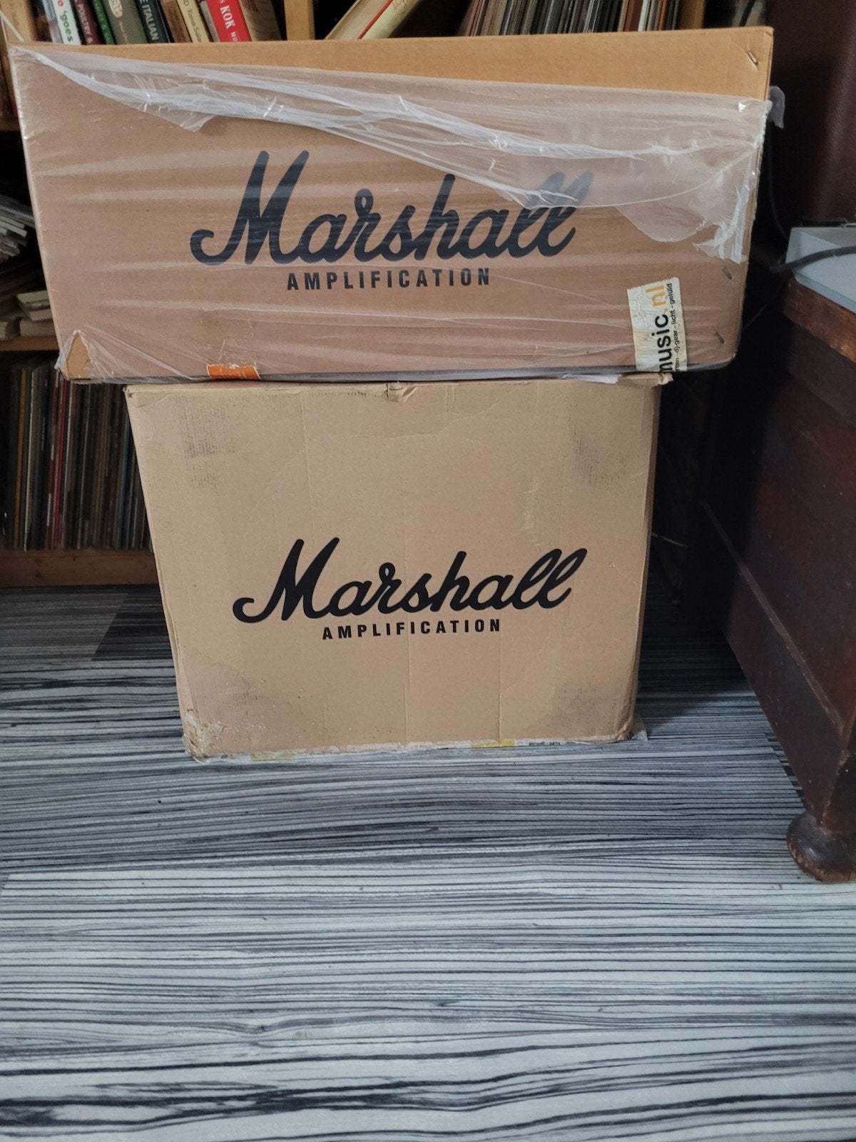 Marshall Gitaarversterker en Speakerkast - Nieuw in doos, Muziek en Instrumenten, Ophalen, Nieuw, Gitaar, Minder dan 50 watt