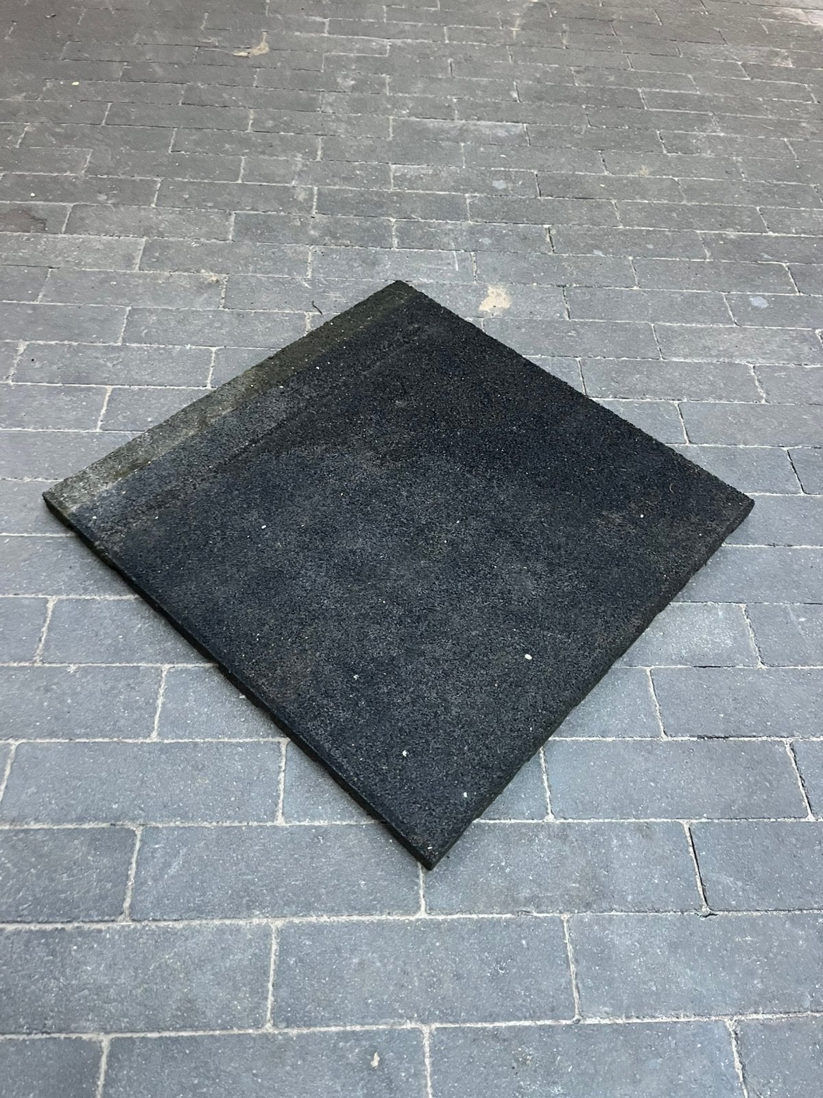Partij gebruikte rubberen drainage tegels, Tuin en Terras, Ophalen, Gebruikt, Rubber, 10 m² of meer