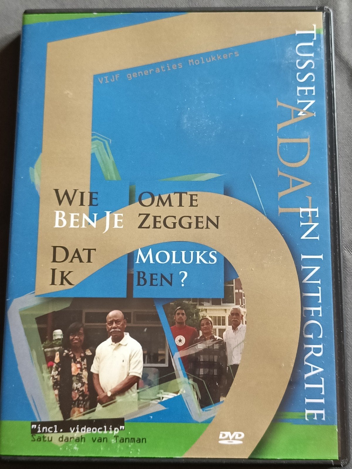 Tussen Adat en Integratie: Een portret van Molukkers, Alle leeftijden, Nederlands, Overige genres, Inclusief doosje