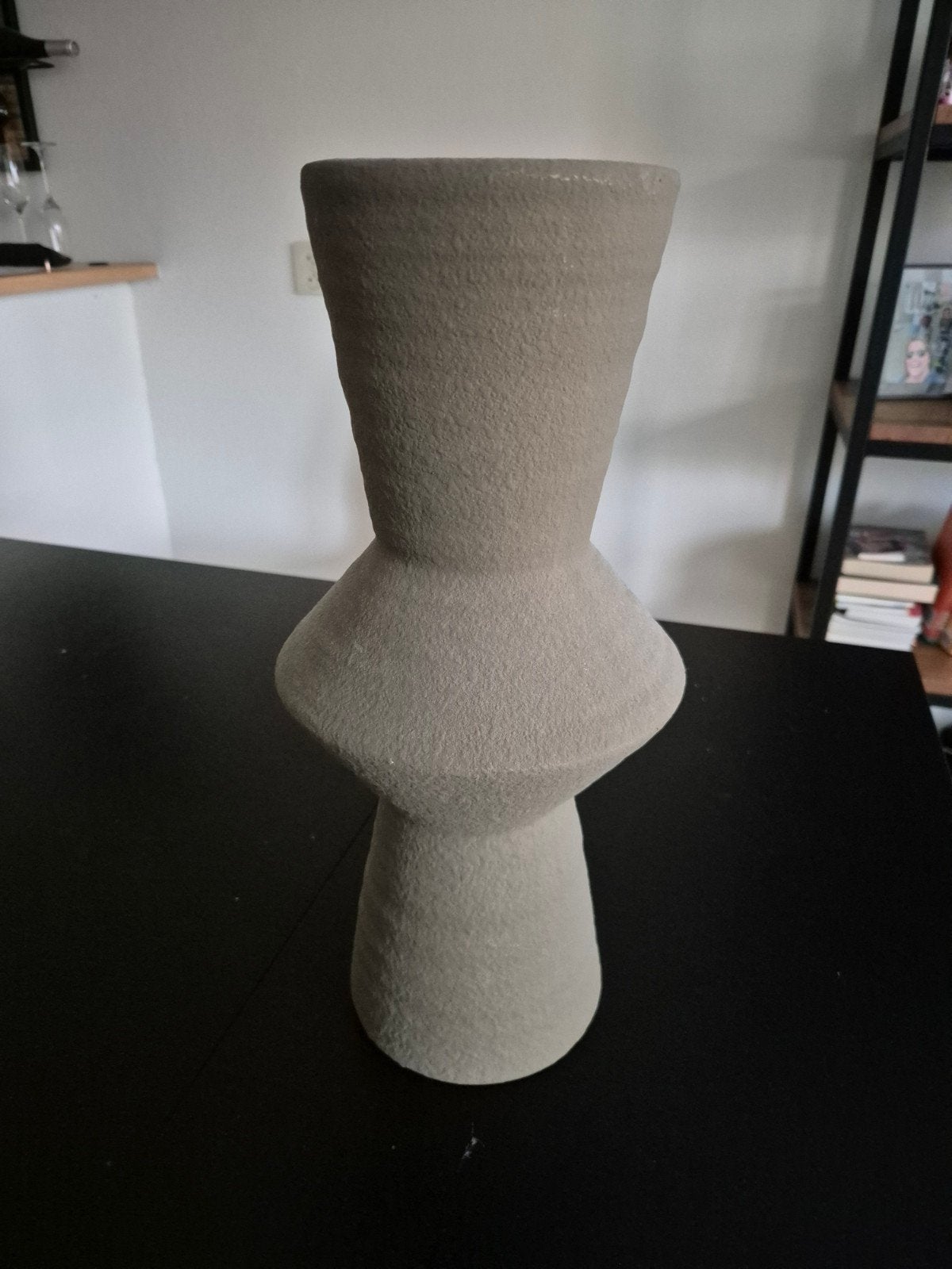 betonlook vaas, Huis en Inrichting, Ophalen, Zo goed als nieuw, Grijs, 40 cm