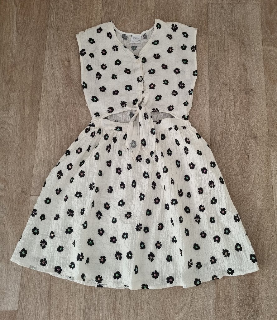 Zara crêpe jurk, maat 140, Kinderen en Baby's, Kinderkleding | Maat 140, Meisje, Ophalen of Verzenden, Zo goed als nieuw, Zara