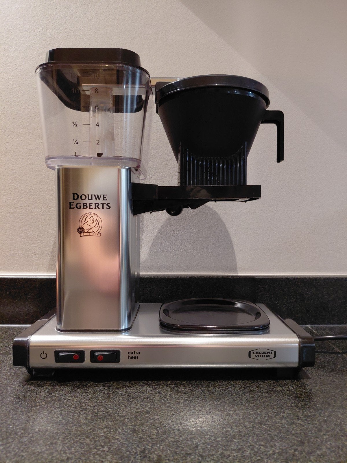 Douwe Egberts Moccamaster Zeer mooi!, Witgoed en Apparatuur, Gebruikt, Koffiemachine, Gemalen koffie, Ophalen of Verzenden