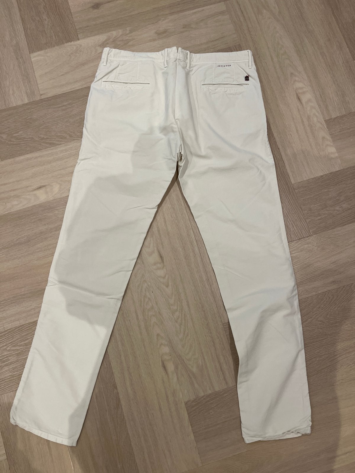 Incotex Chino Broek - creme  - Maat 36, Ophalen of Verzenden, Zo goed als nieuw, Maat 52/54 (L), Beige