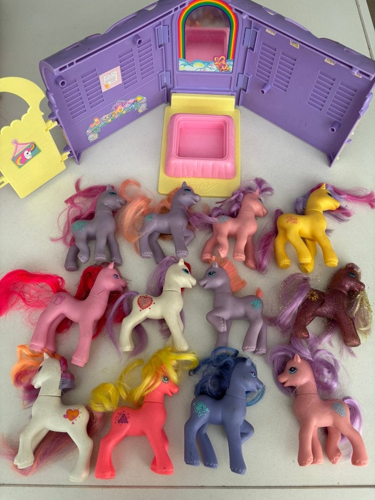 Vintage my little pony speelset hasbro 12 pony's en stal g2!, Ophalen of Verzenden, Gebruikt