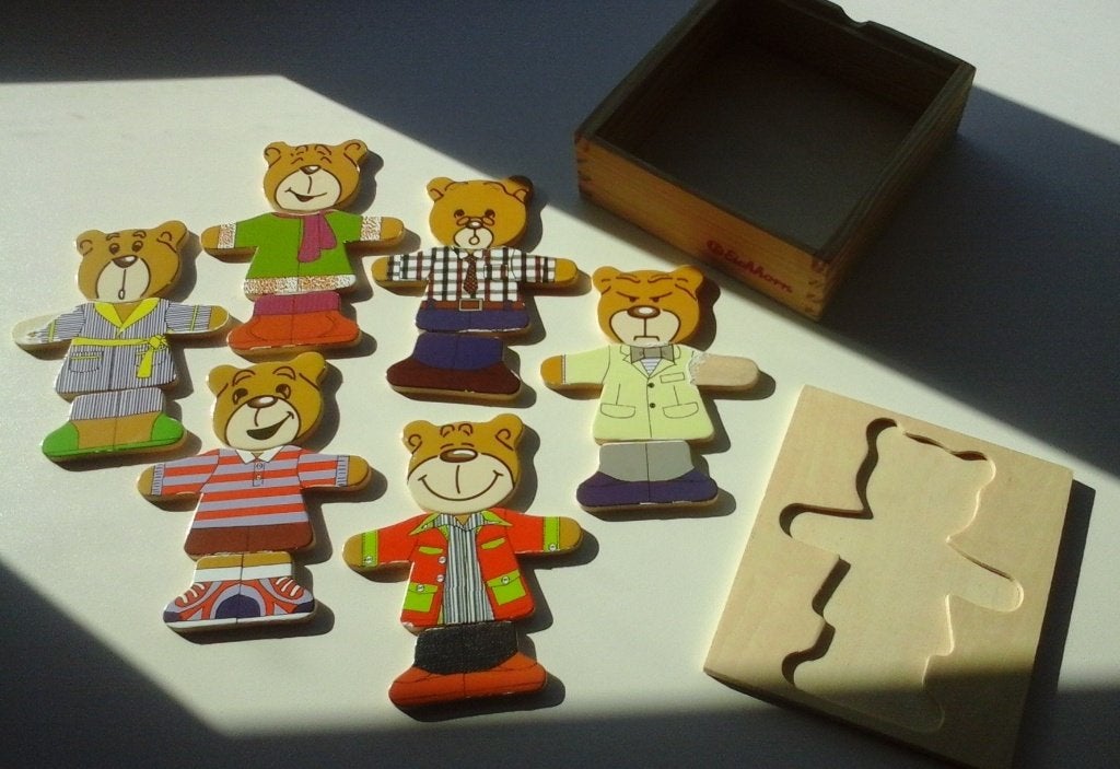 Eickhorn houten puzzel aankleed beertjes, Kinderen en Baby's, Speelgoed | Kinderpuzzels, Zo goed als nieuw, 2 tot 4 jaar, 10 tot 50 stukjes