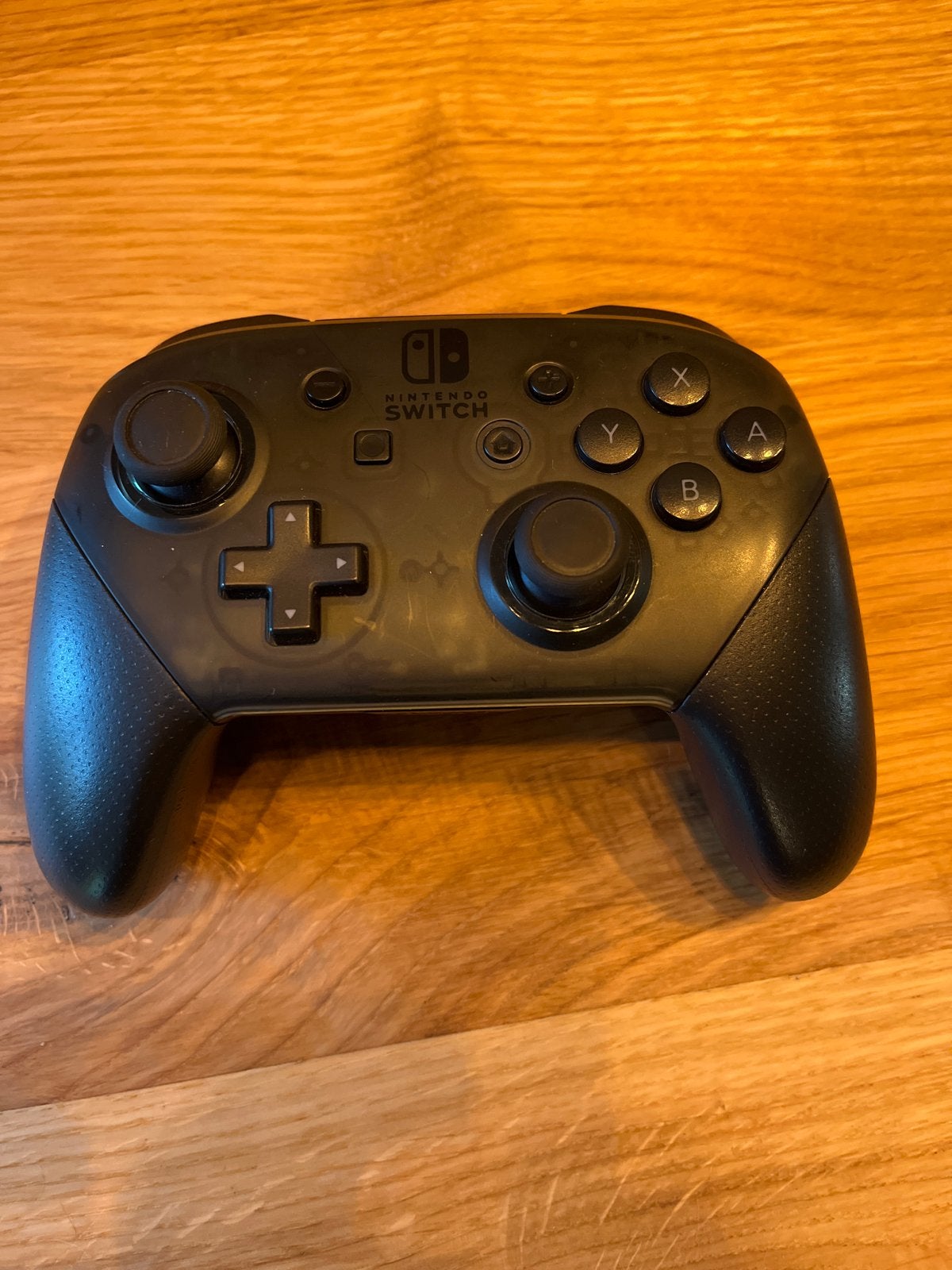 Nintendo Switch Pro Controller - Zo goed als nieuw, Spelcomputers en Games, Ophalen of Verzenden, Zo goed als nieuw, Met 1 controller