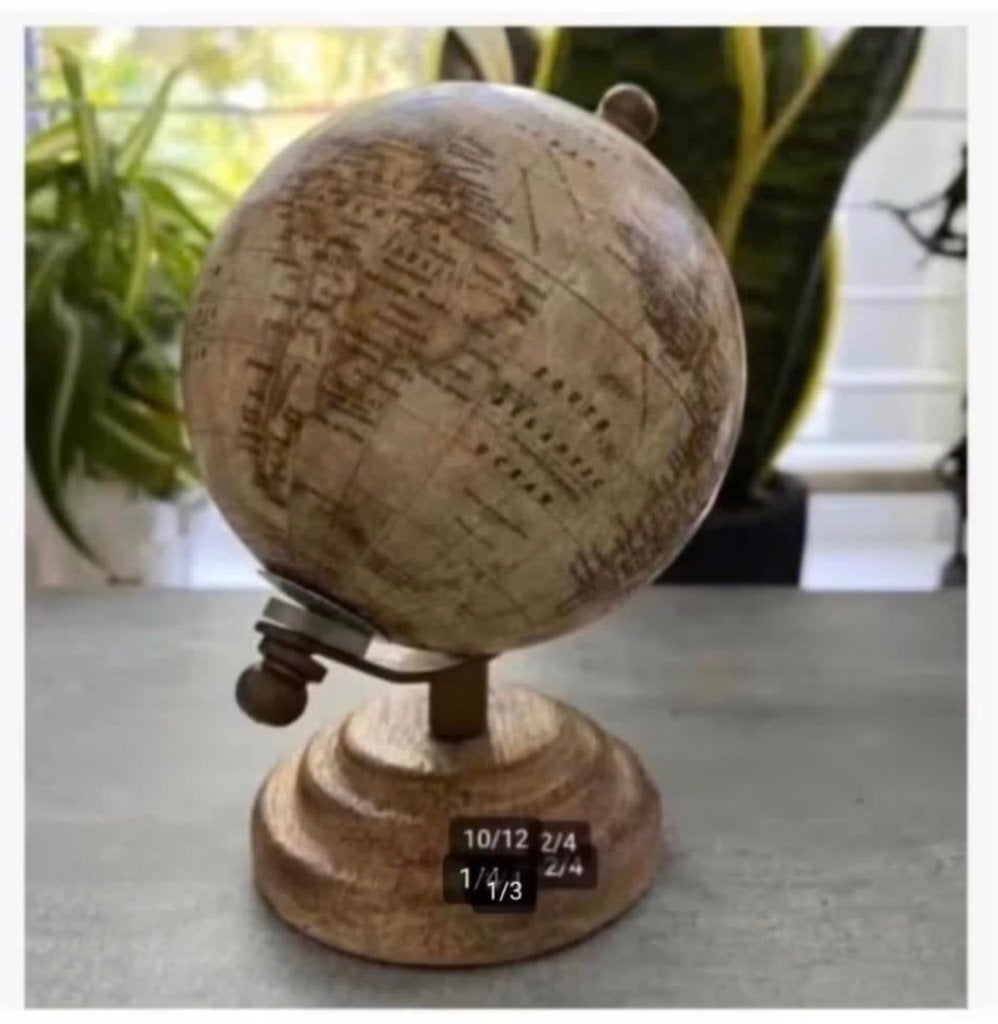 Wereldbolletje, houten voet 12 cm hoog, Ophalen of Verzenden, X, X, X
