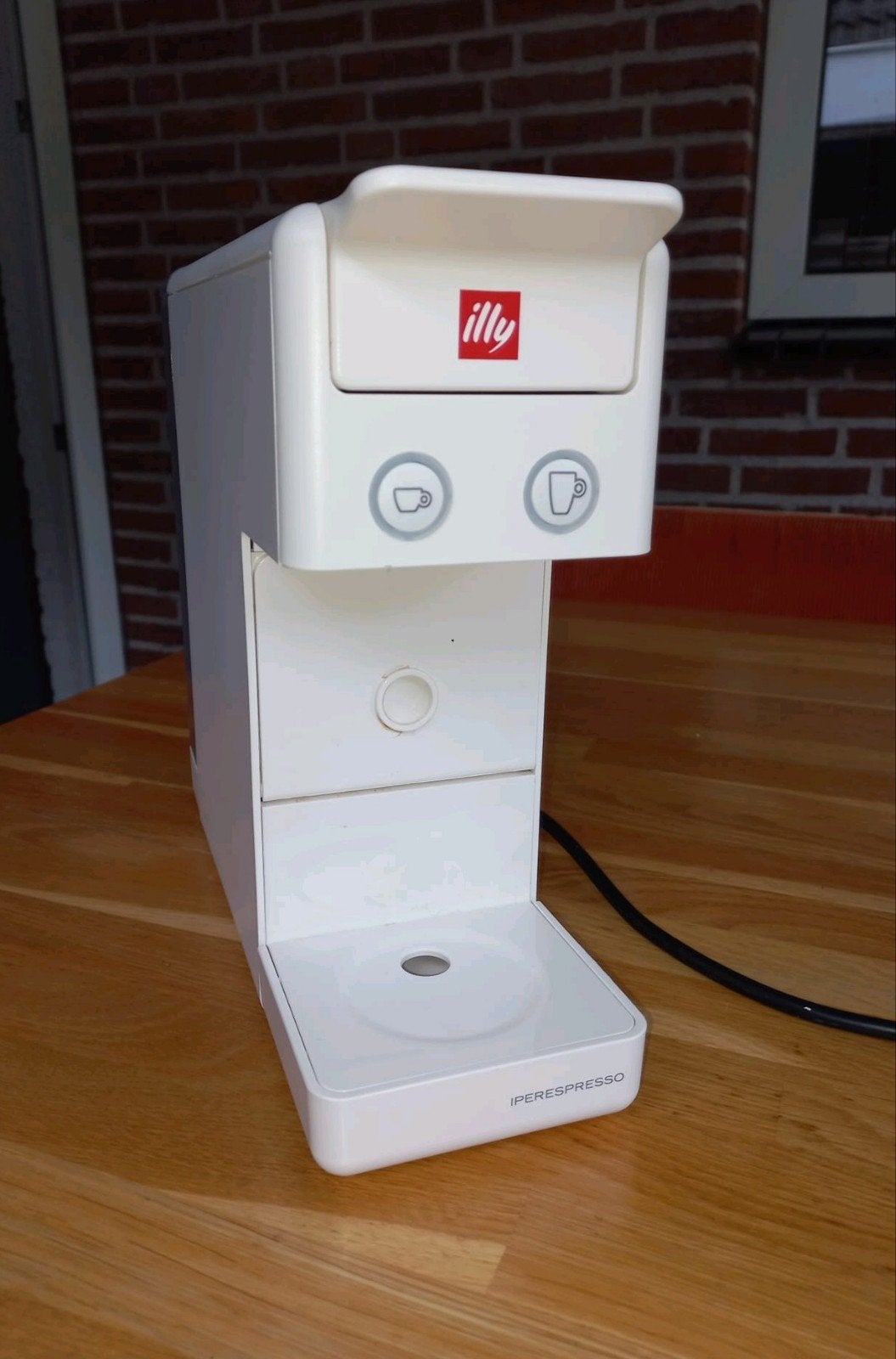 Illy Iperespresso Koffiezetapparaat - Wit, Espresso apparaat, Ophalen of Verzenden, Zo goed als nieuw, 1 kopje