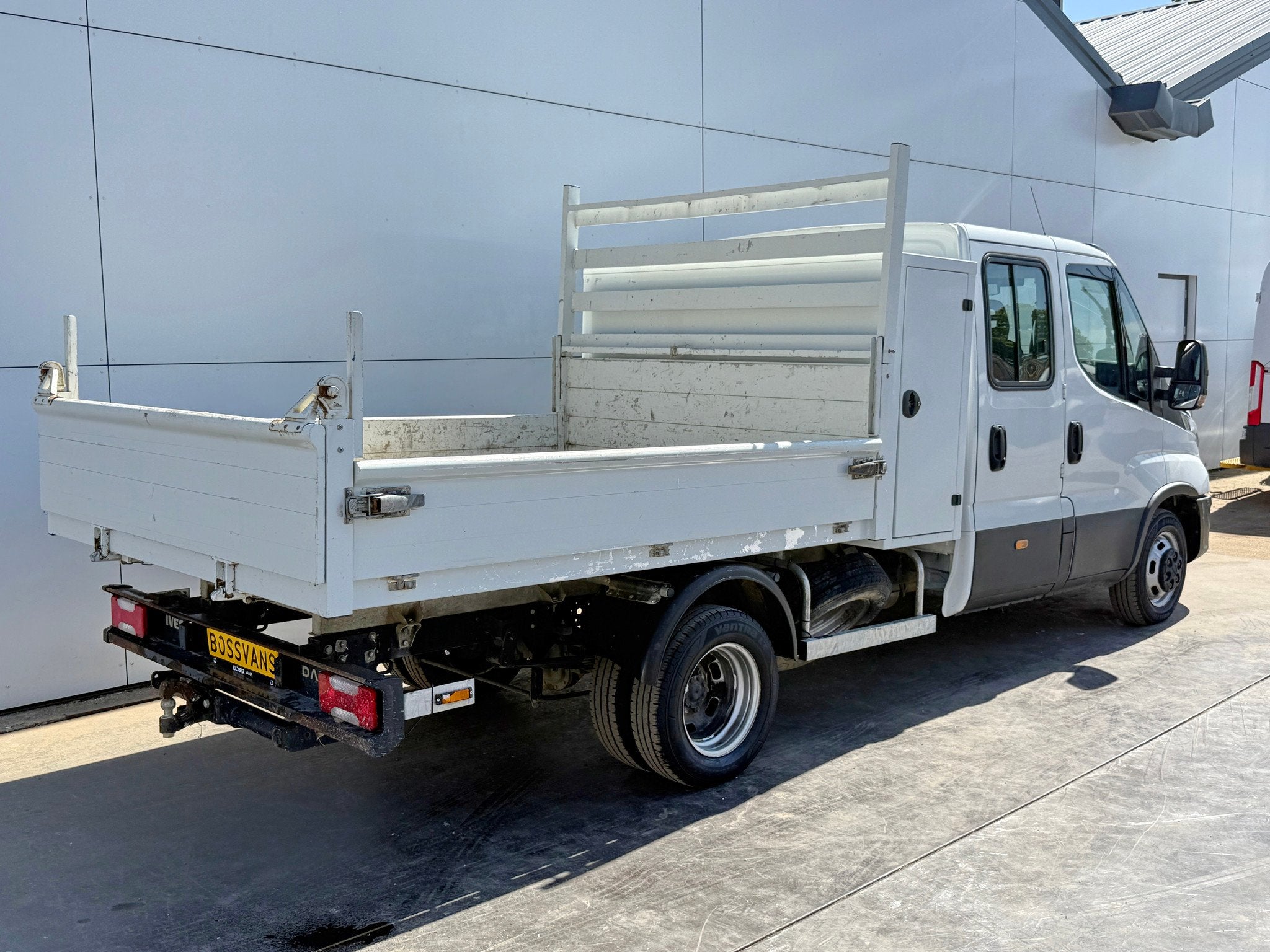 Iveco Daily 35C14 2.3 Kipper Dubbele Cabine Dubbellucht 3,5t, Gebruikt, Euro 6, Iveco, Wit