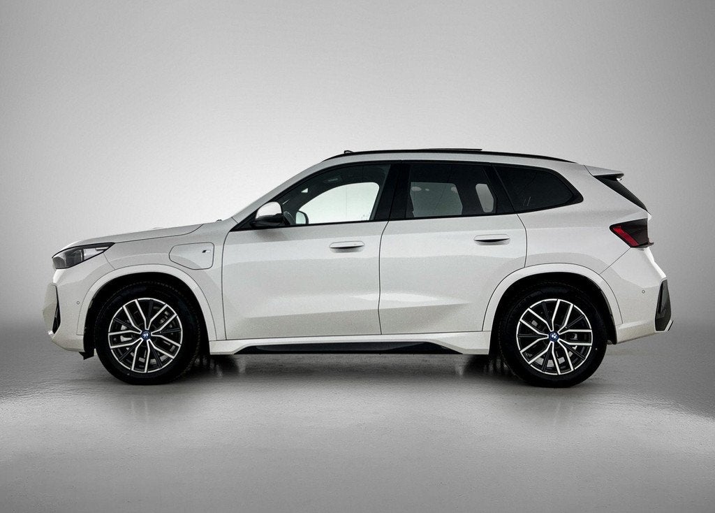 BMW X1 xDrive25e | M-SPORT | PANO-SCHUIFDAK | LEER | 360 CAM, Auto's, BMW, 12 maanden, Gebruikt, Bedrijf, Vierwielaandrijving