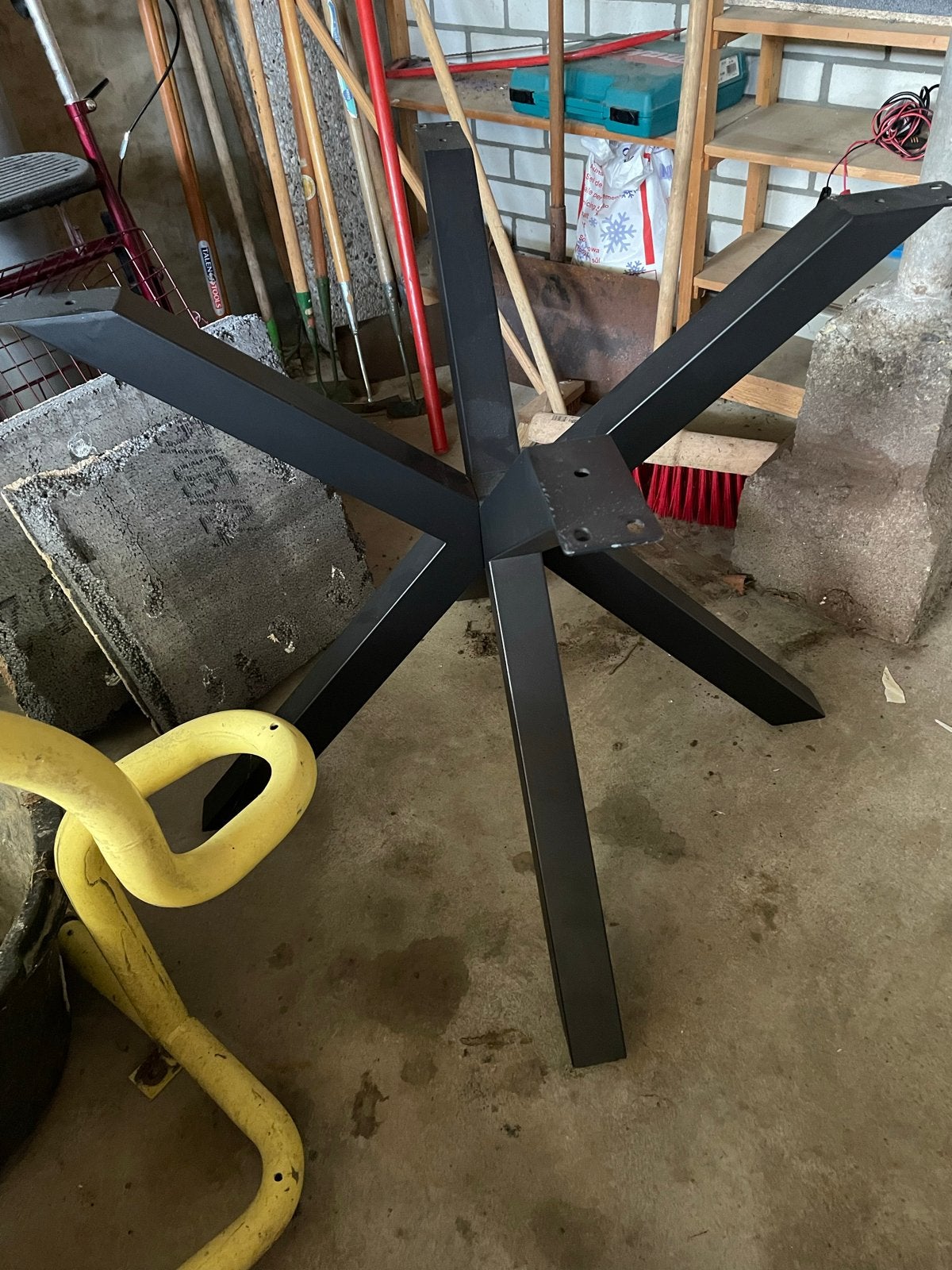 Zwarte metalen tafelpoot - matrix onderstel, Ophalen, Tafelpoot, Minder dan 50 cm, Zo goed als nieuw