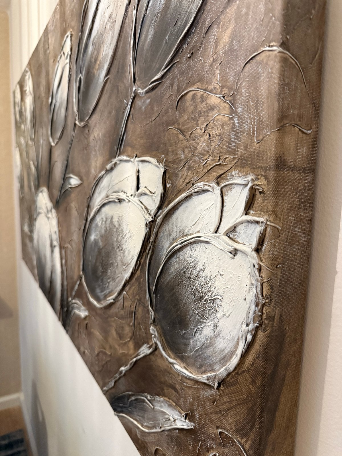 Schilderij met 3D-effect bloemen, bruin/zilver, Antiek en Kunst, Kunst | Schilderijen | Modern, 3D-effect, Ophalen of Verzenden