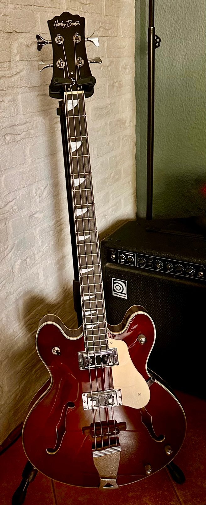 Harley Benton basgitaar HB-60-WB, Ophalen, Zo goed als nieuw, Hollow body, Overige merken