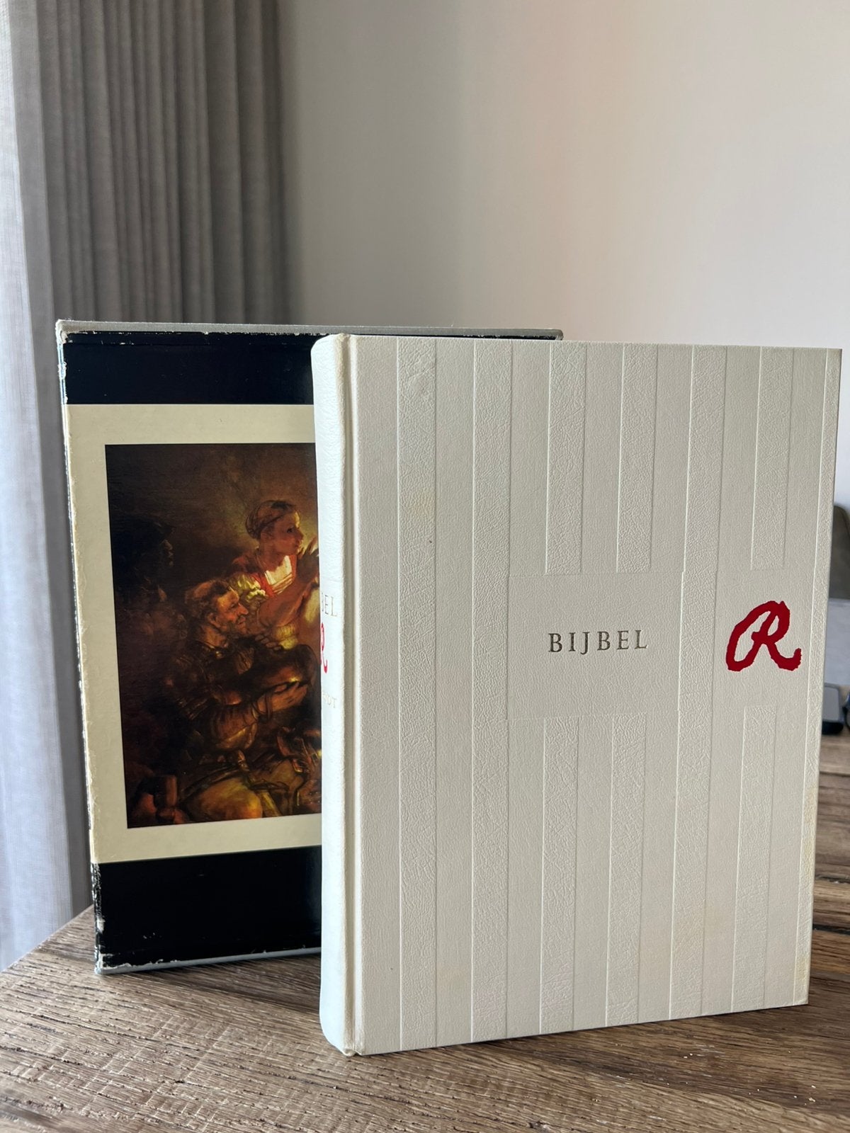 Rembrandt Bijbel in hoes   Splinternieuw, Ophalen of Verzenden, Nieuw