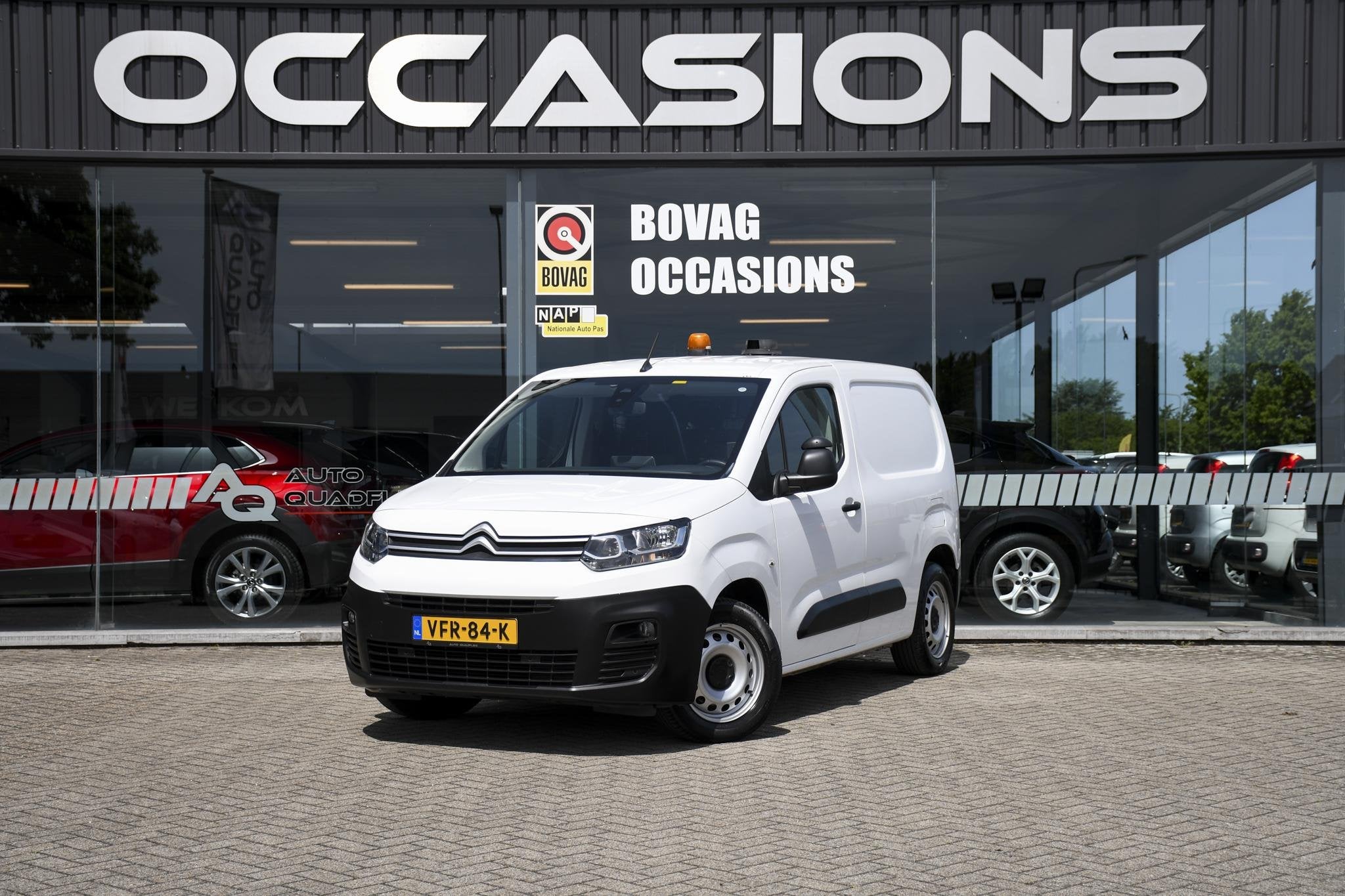 Citroen Berlingo 1.5 BlueHDI Club 75KW/NAVI/PDC/WERK INRICHT, Voorwielaandrijving, Stof, Gebruikt, Euro 6