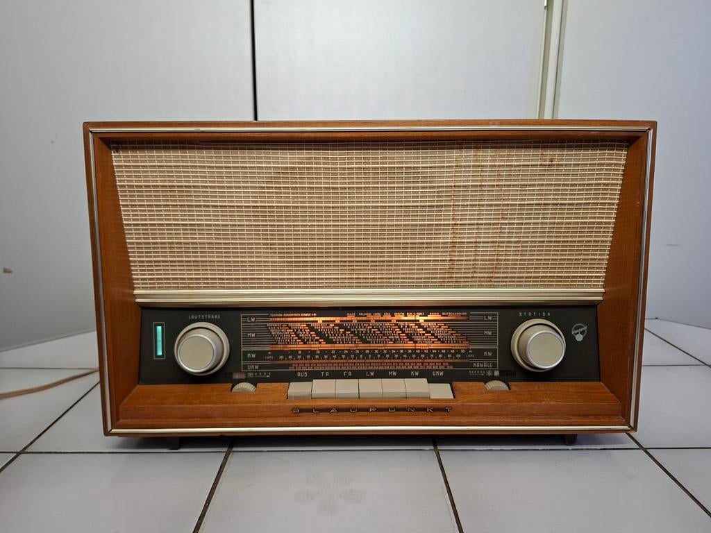 Prachtige goedspelende buizenradio's‼️️📻, Antiek en Kunst, Ophalen