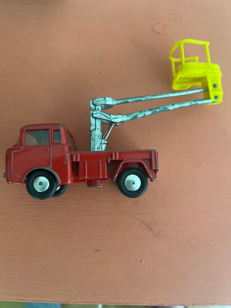 Vintage Corgi Toys Jeep FC-150 met hoogwerker, Ophalen of Verzenden, Zo goed als nieuw