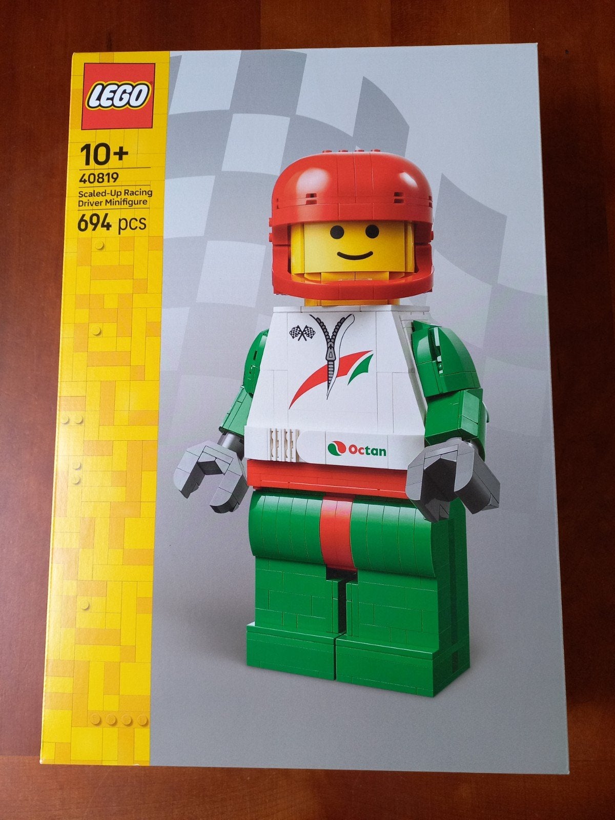 Lego minifigures, grote minifuguur van een coureur  (40819), Lego, Nieuw, Ophalen of Verzenden, Minifiguren serie