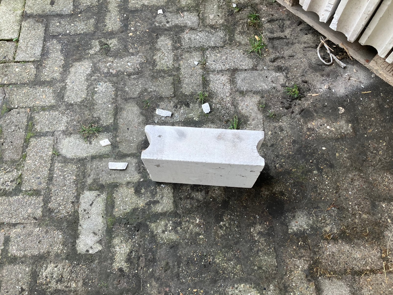 Te koop kalkzandsteen blokken, Ophalen, Zo goed als nieuw, Kalkzandstenen