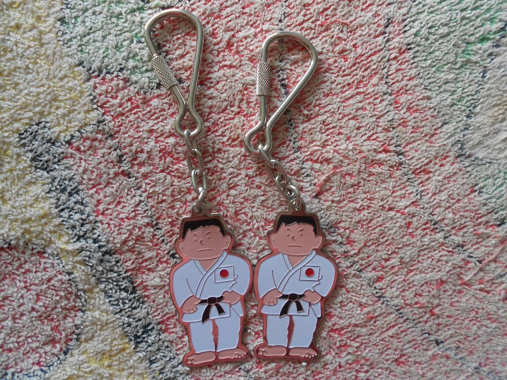 2 judo hangers sleutelhanger, Ophalen, Zo goed als nieuw, Sport