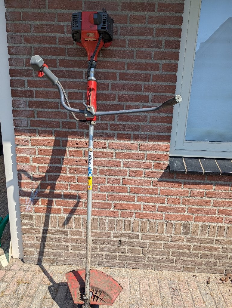 EFCO 8400 bosmaaier/ kantenmaaier, Ophalen, Benzine, Gebruikt, Efco