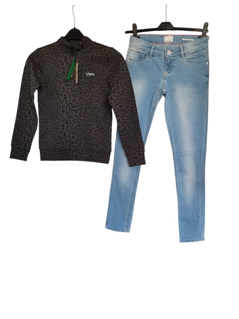 VINGINO stretch jeans Aliza maat 12/152. NIEUWSTAAT!, Kinderen en Baby's, Kinderkleding | Maat 152, Broek, Zo goed als nieuw, Vingino