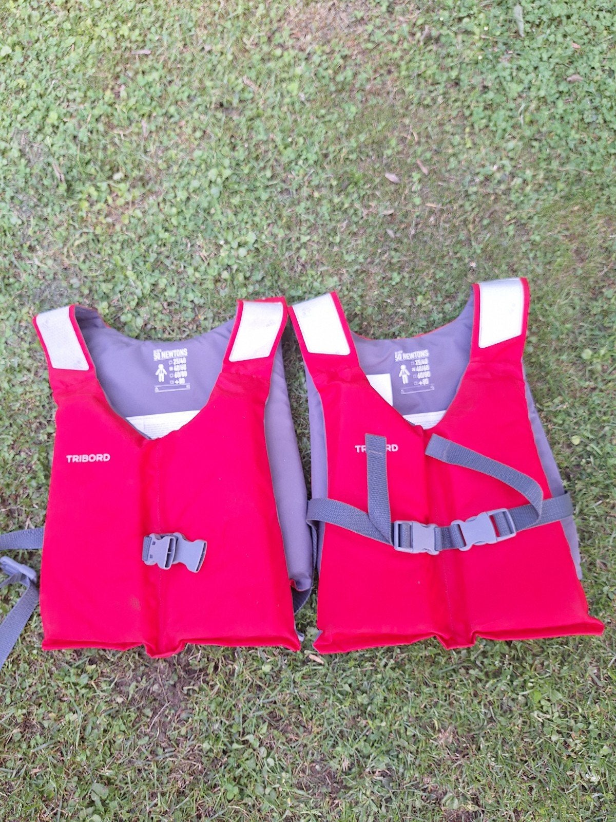 2x Tribord Zwemvesten 50N - Maat 40/60 kg, Ophalen of Verzenden, Overige typen