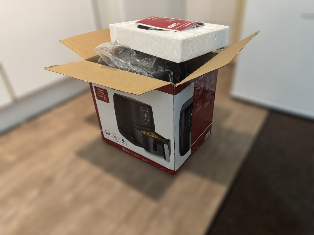 Tomado TAF3010B Airfryer, Ophalen, Zo goed als nieuw, Airfryer, Minder dan 750 gram