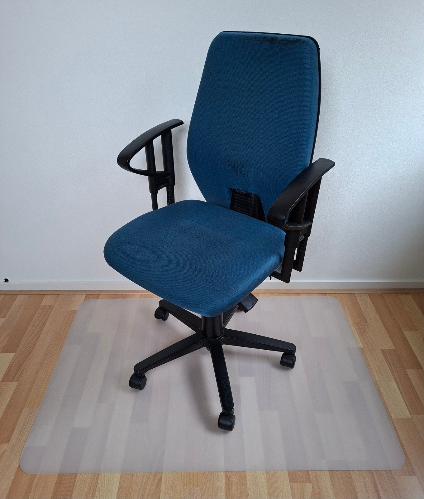 Bureaustoel verstelbaar, incl vloer bescherm-plaat / € 34,99, Huis en Inrichting, Bureaustoelen, Ophalen, Ergonomisch, Gebruikt