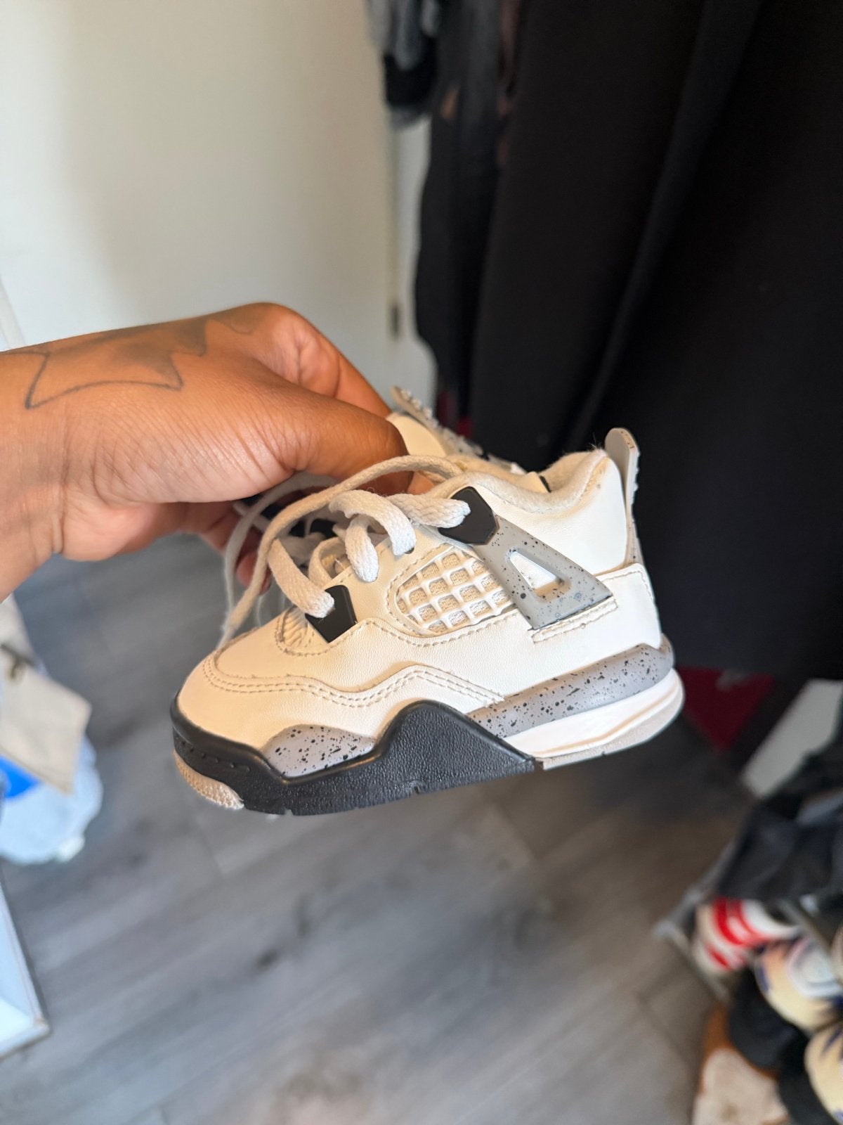 Jordan 4 Retro Baby Sneakers Maat 19.5, Ophalen of Verzenden, Gebruikt, Jongen of Meisje