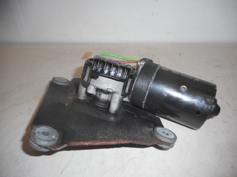 Ruitenwissermotor Voor Volvo S40 (VS) 1998 0390241114, Gebruikt, Bosch Engineering GmbH, Robert-Bosch-Allee 1, Abstatt 74232, , Duitsland