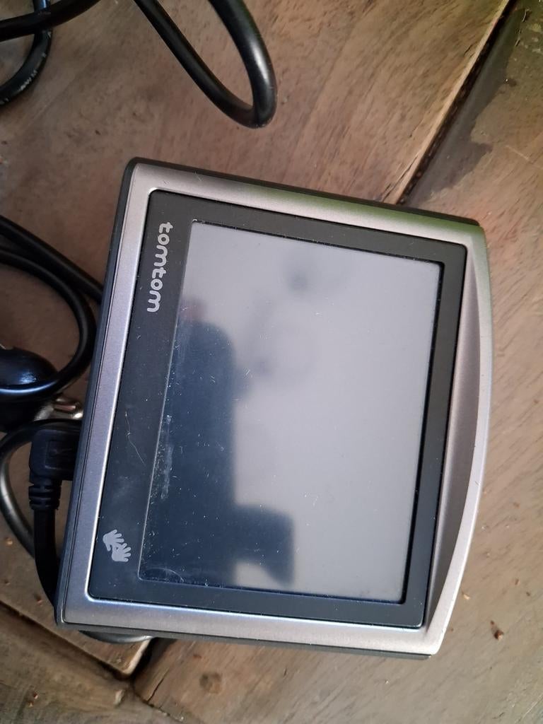 Nieuw TomTom navigatiesysteem met accessoires, Ophalen of Verzenden, Nieuw