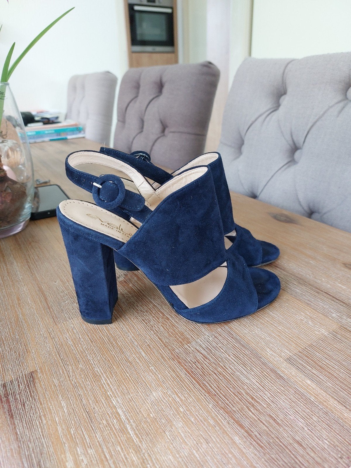 Evaluna suède sandalen met blokhak, Kleding | Dames, Schoenen, Evaluna, Blauw, Zo goed als nieuw, Sandalen of Muiltjes