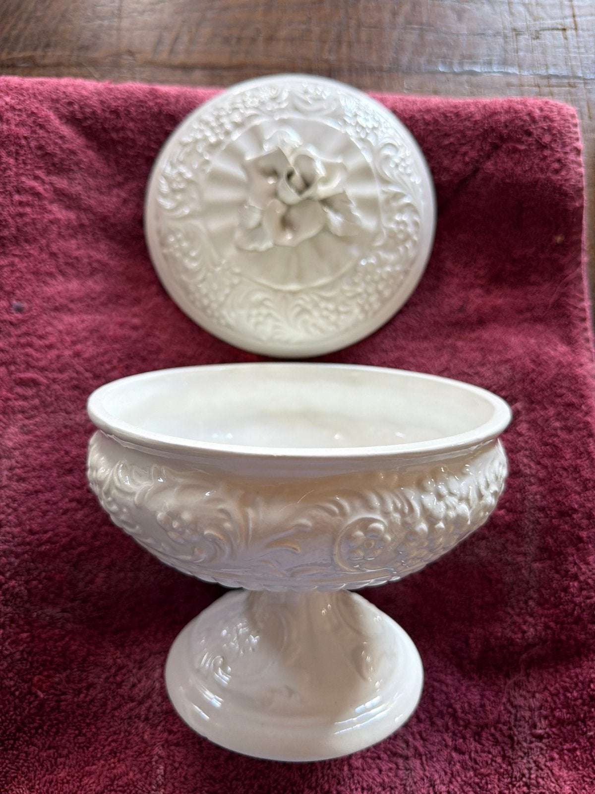 Vintage Italiaanse Keramische Bonbonnière met Roos, Ophalen of Verzenden