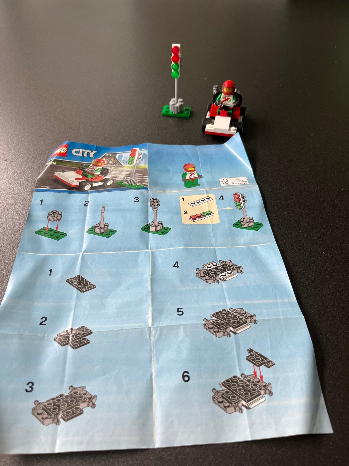 LEGO City Go-Kart met coureur en verkeerslicht, Ophalen of Verzenden, Gebruikt, Overige merken