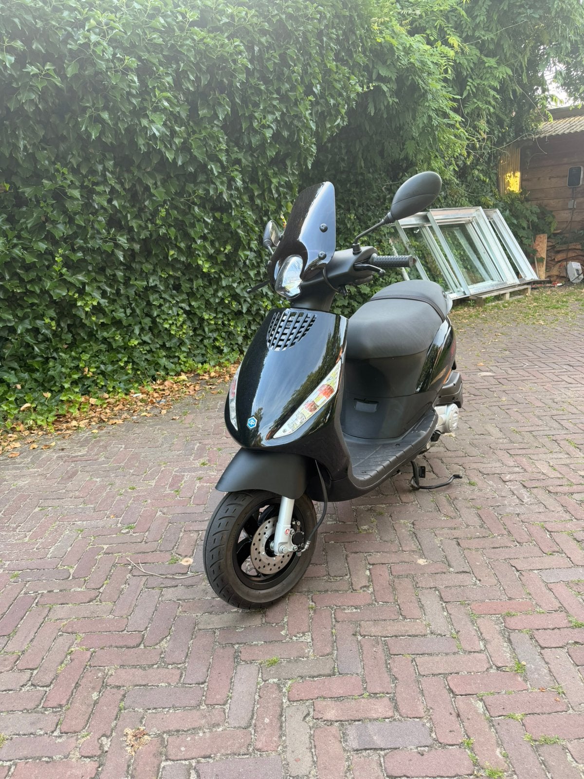 Piaggio Zip 4T 2024 Metallic Zwart | 1.451 km, Ophalen, Zo goed als nieuw, Benzine, Piaggio