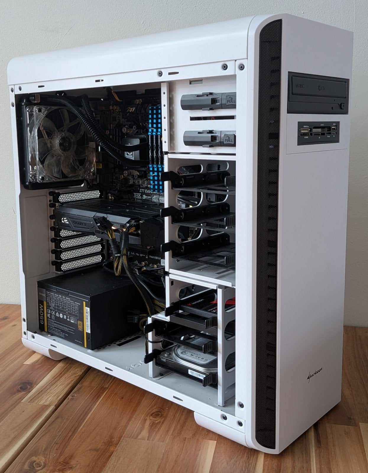Witte gaming-pc voor 1080p gaming, Computers en Software, Ophalen, Gaming, HDD, Met videokaart