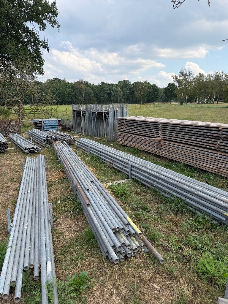 H jukken steiger materialen, Doe-het-zelf en Verbouw, Steigers, Zo goed als nieuw, Gevelsteiger, 2 tot 5 meter, Ophalen