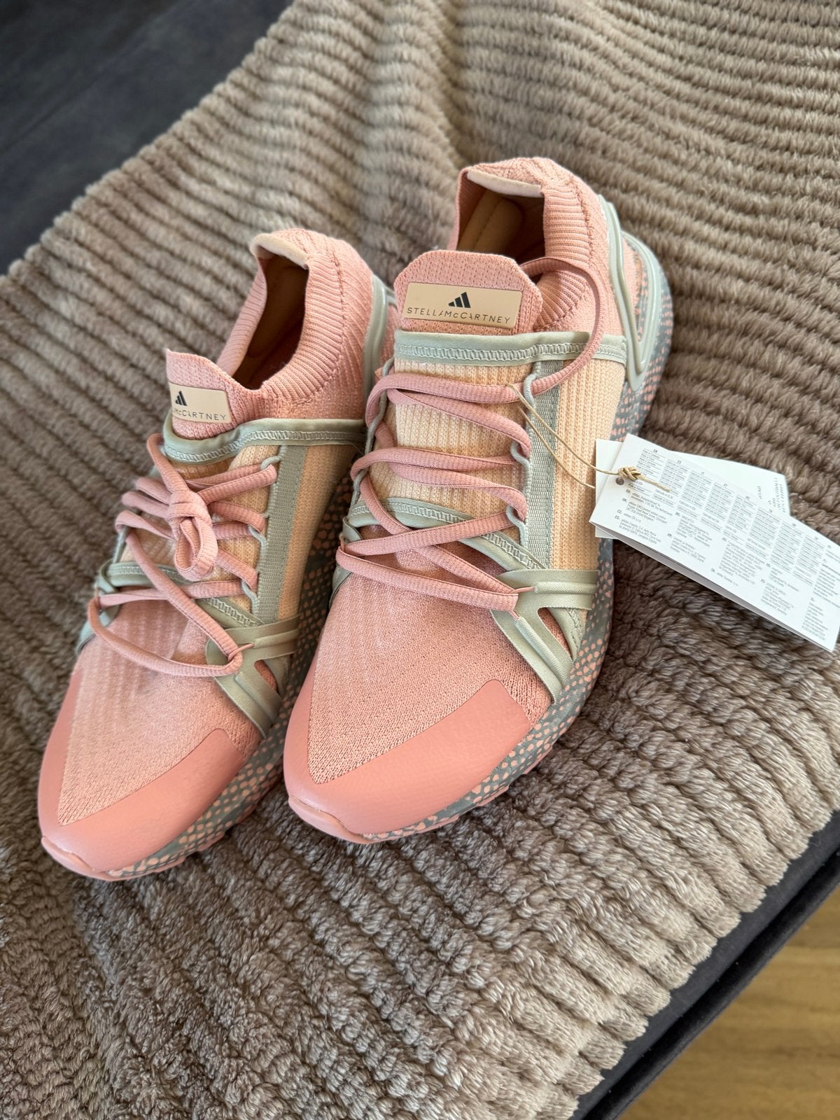 Adidas by Stella McCartney Ultraboost 20 Roze Sneakers, Ophalen of Verzenden, Nieuw, Roze, Sneakers of Gympen