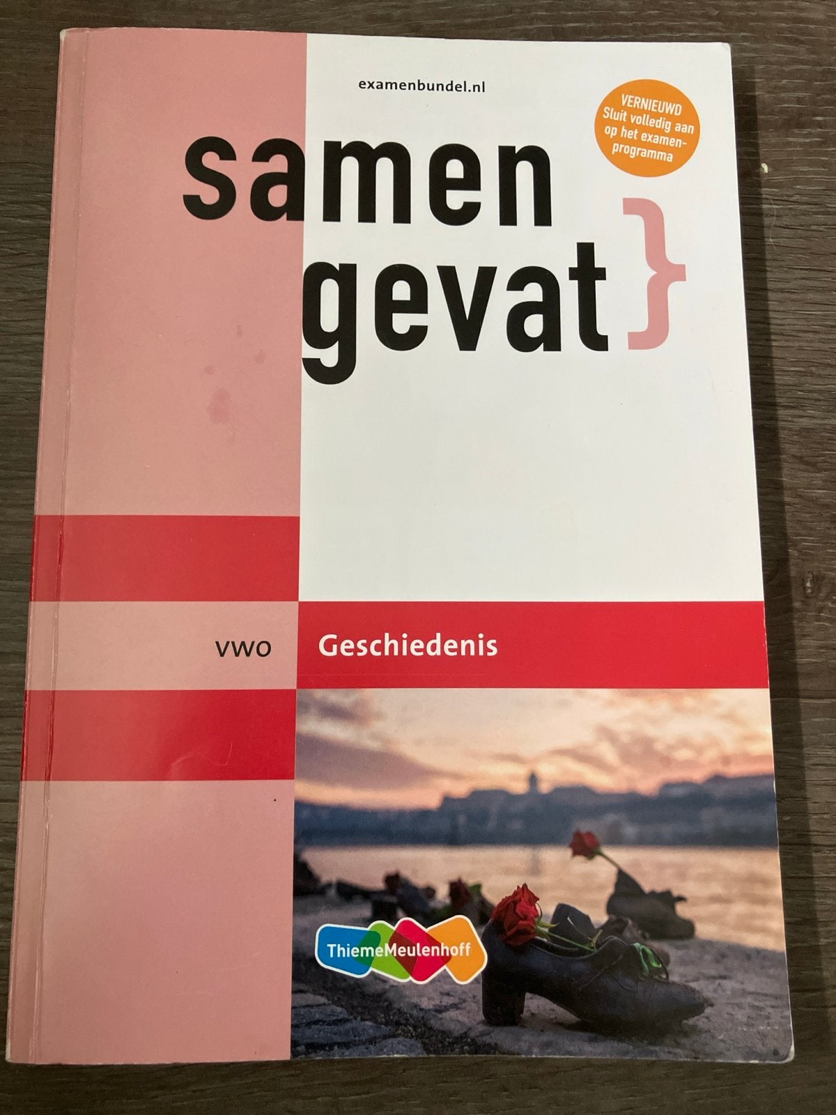 Samengevat VWO Geschiedenis Examenbundel, Ophalen of Verzenden, Zo goed als nieuw, VWO, Geschiedenis