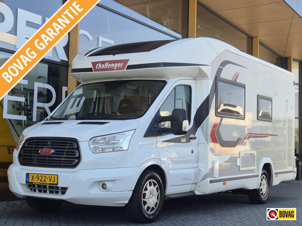 Challenger Graphite 260 Face to face Automaat, Automaat, Koelkast, Luifel, Ford