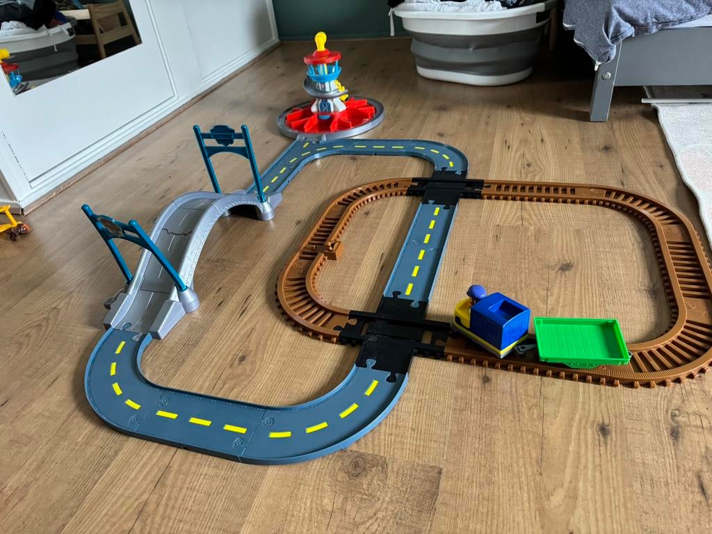 Paw patrol speelgoed treinbaan auto, Ophalen, Zo goed als nieuw, Jongen of Meisje