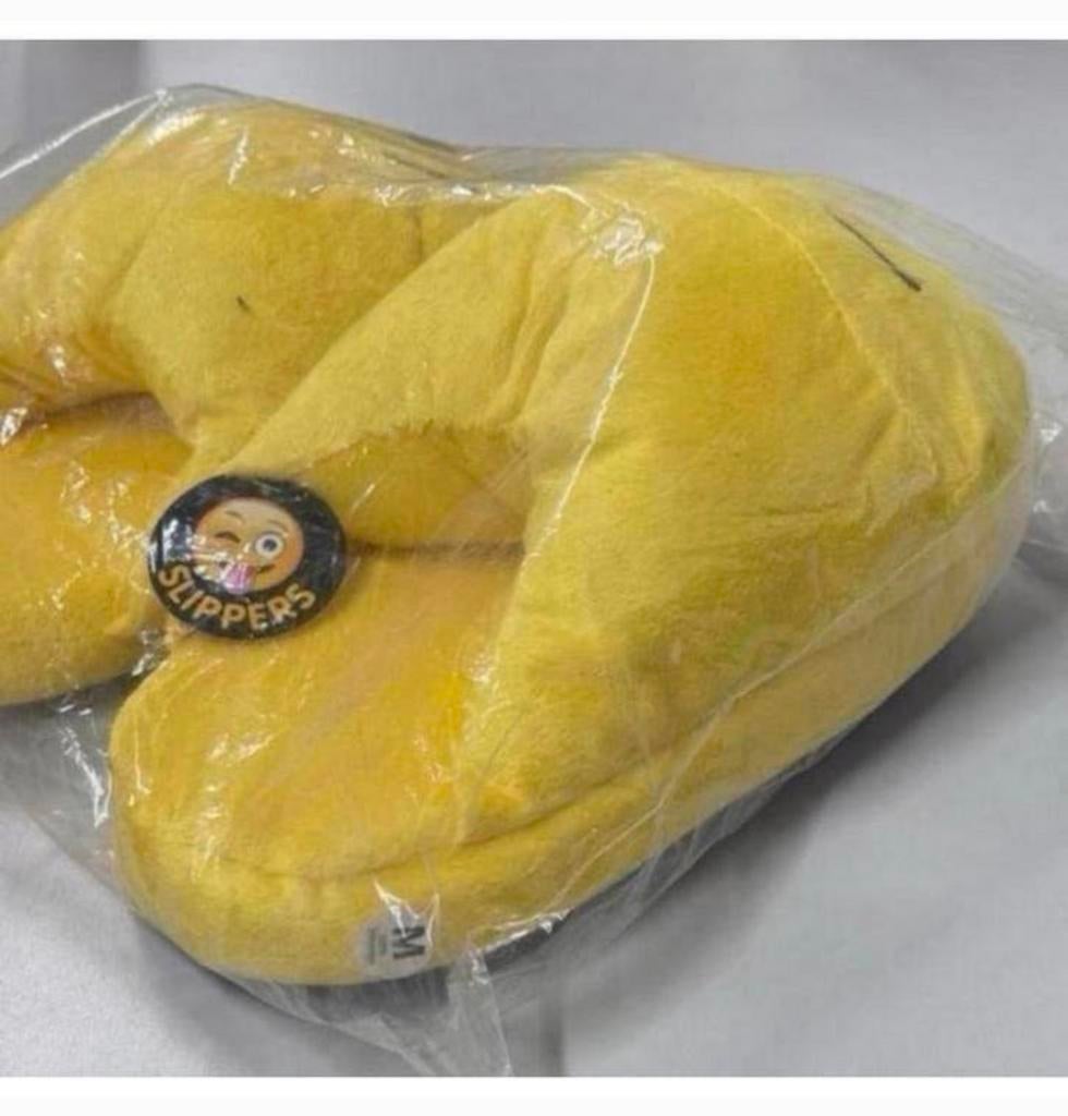 Smiley Pantoffels slippers Emoji maat M 38-39-40-41 nieuw, Geel, Nieuw, Ophalen of Verzenden, H