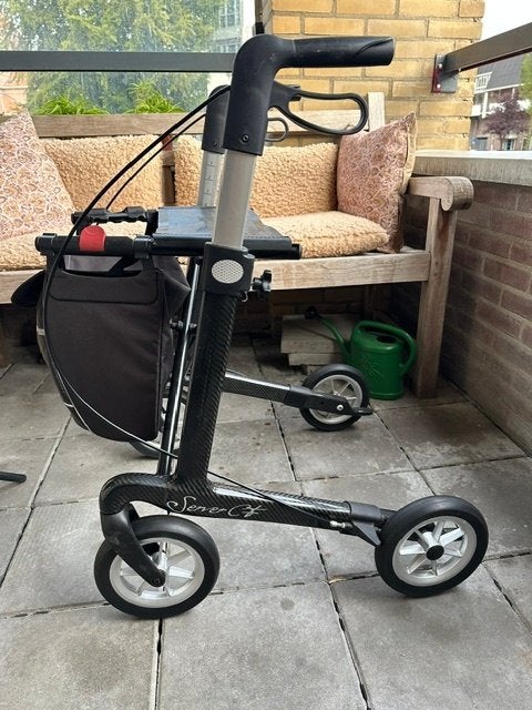 Rehasense Server Lichtgewicht Carbon Rollator, Diversen, Ophalen of Verzenden, Lichtgewicht, Gebruikt