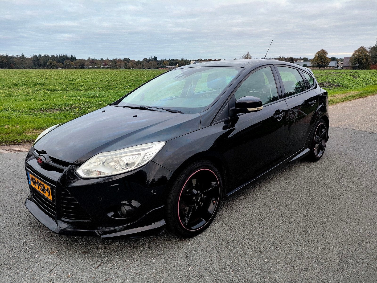 Ford Focus BLACK BEAST Individual APK 11/2027 nwe koppeling, Zwart, 4 cilinders, 150 pk, Zwart
