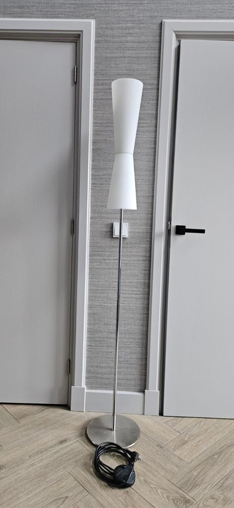 Oluce Serie Lu Lu Vloerlamp - Modern Design, Ophalen of Verzenden, Zo goed als nieuw, Glas, 150 tot 200 cm
