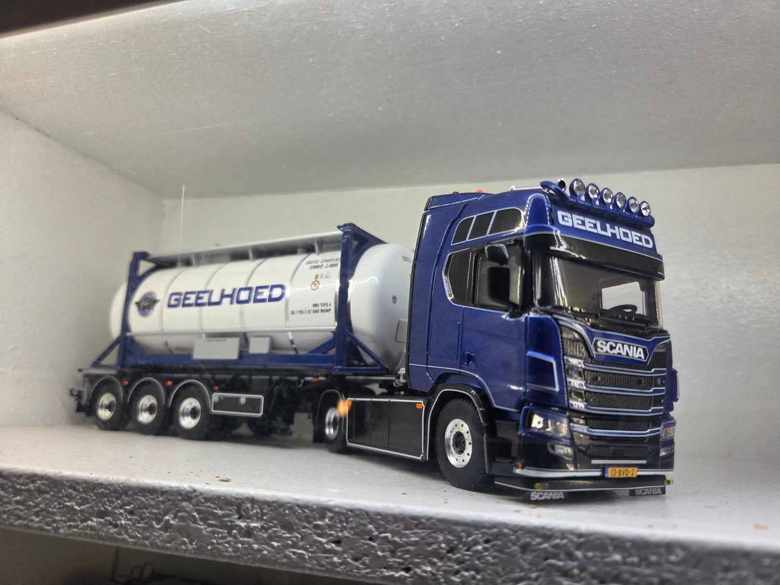 wsi geelhoed, Hobby en Vrije tijd, Modelauto's | 1:50, Ophalen, Zo goed als nieuw, Bus of Vrachtwagen, Overige merken