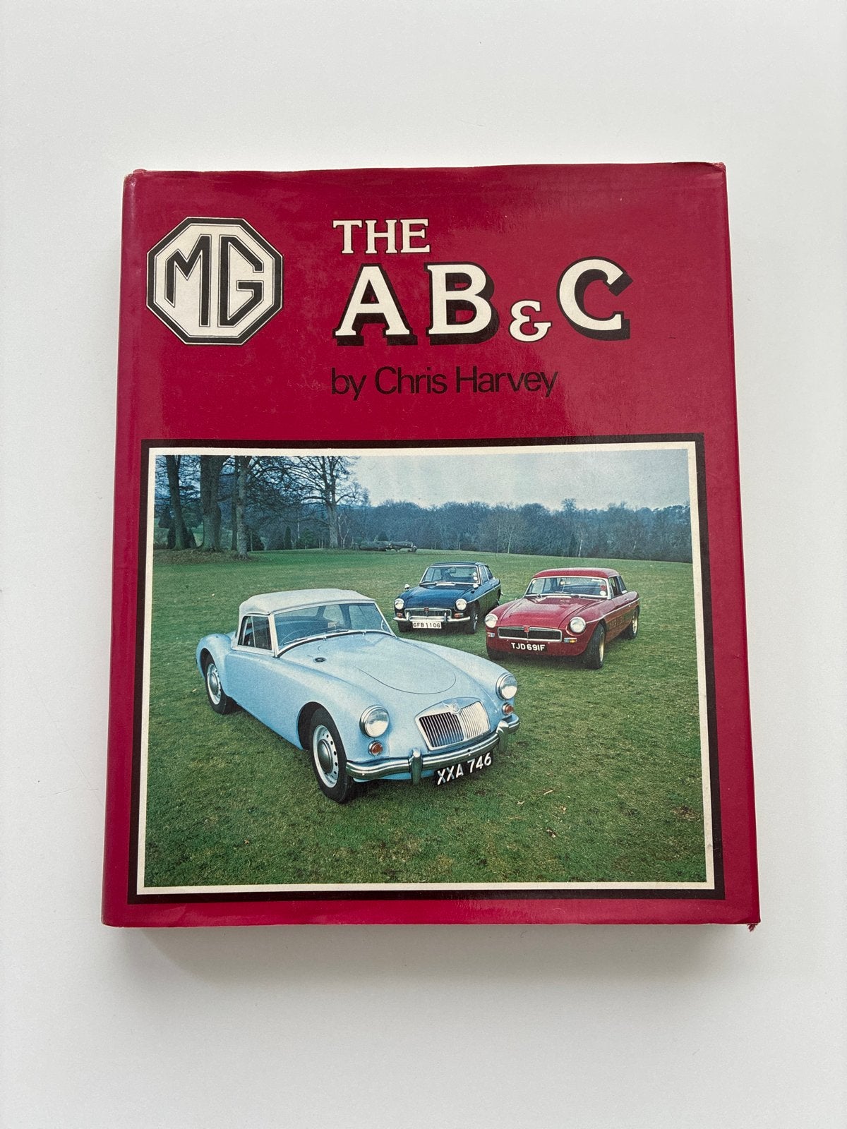 MG The AB&C door Chris Harvey - Autoboek, Boeken, Auto's | Boeken, Gelezen, Overige merken, Ophalen of Verzenden