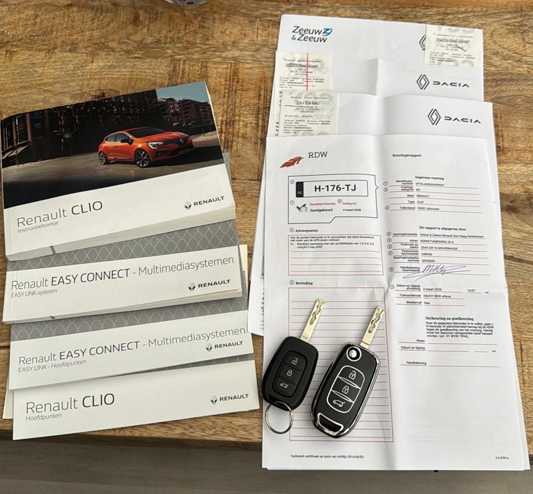 Renault Clio 1.0 TCe 100pk 2020 dealeronderhouden, Auto's, Voorwielaandrijving, Stof, Parkeersensor, 580 kg