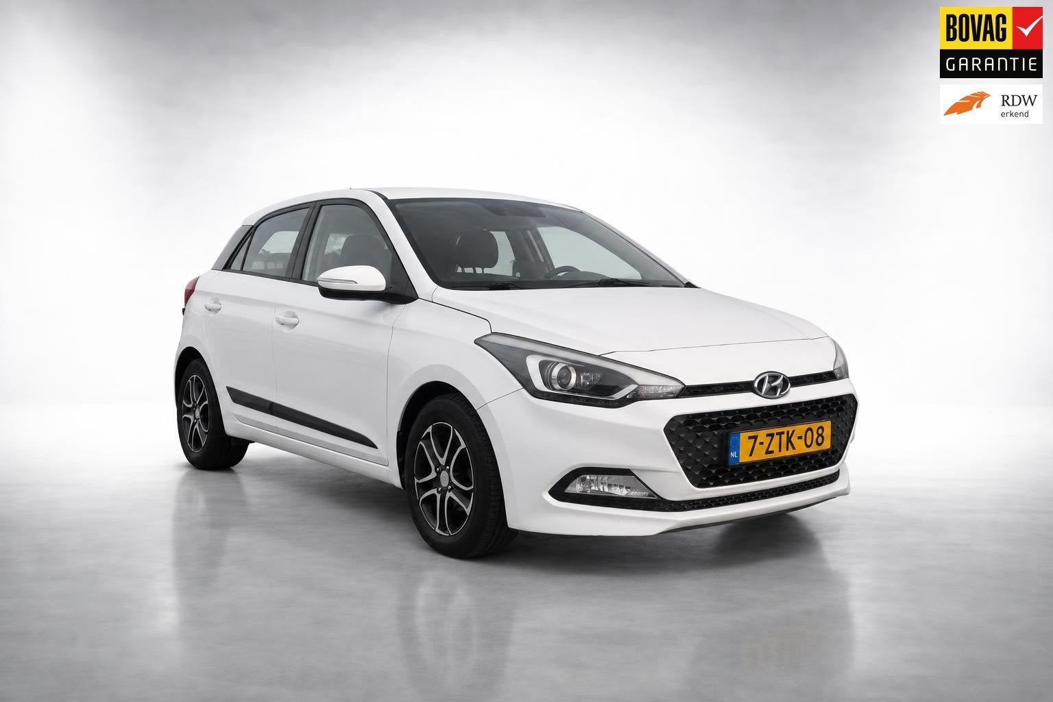 Hyundai I20 1.2 HP i-Motion |lane assist|clima|nieuwe kettin, Auto's, Xenon verlichting, Euro 6, 4 cilinders, Wit